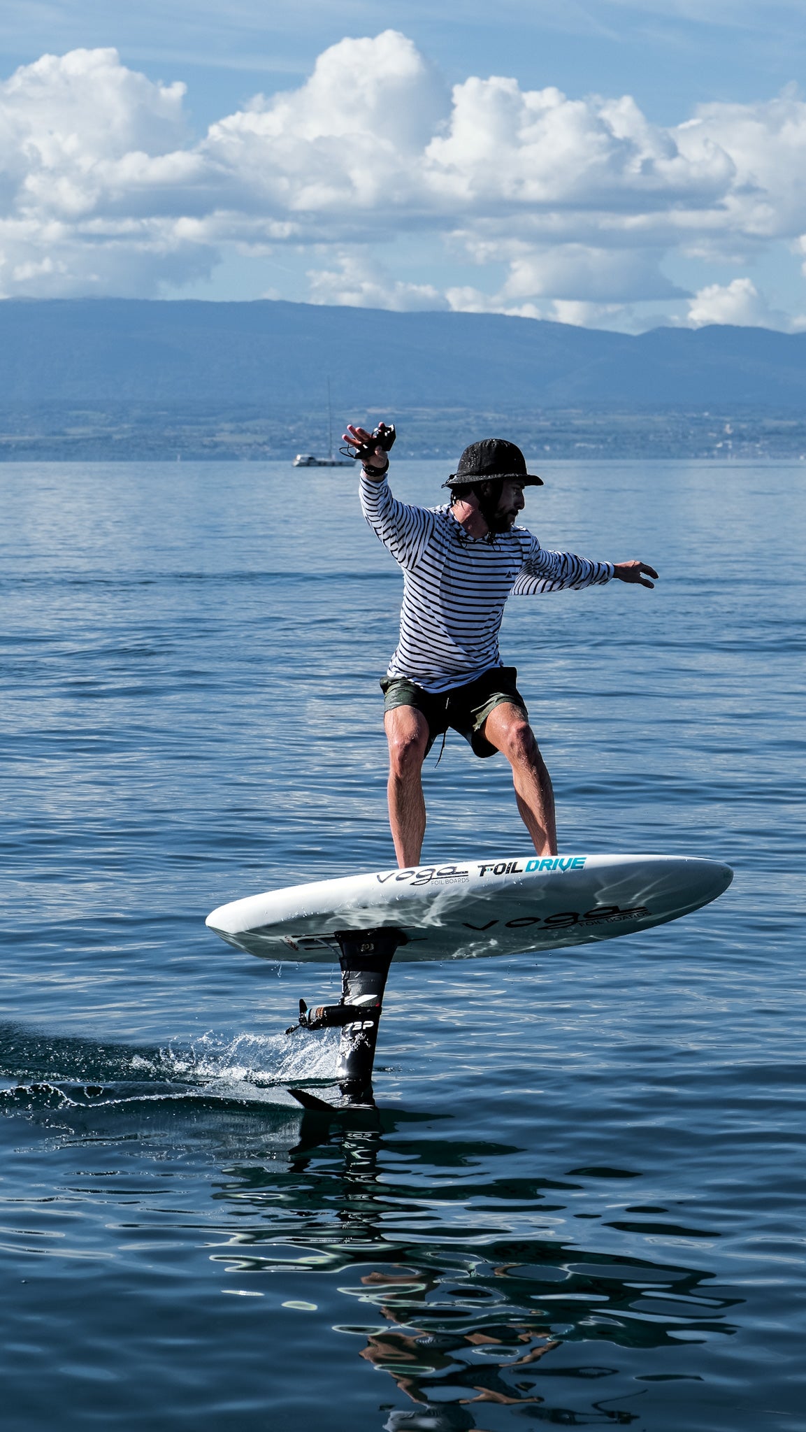 BOARD VOGA X  FOILDRIVE INBOARD